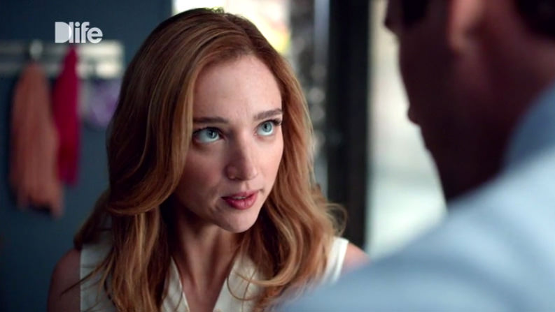 クリステン・コノリー（Kristen Connolly）